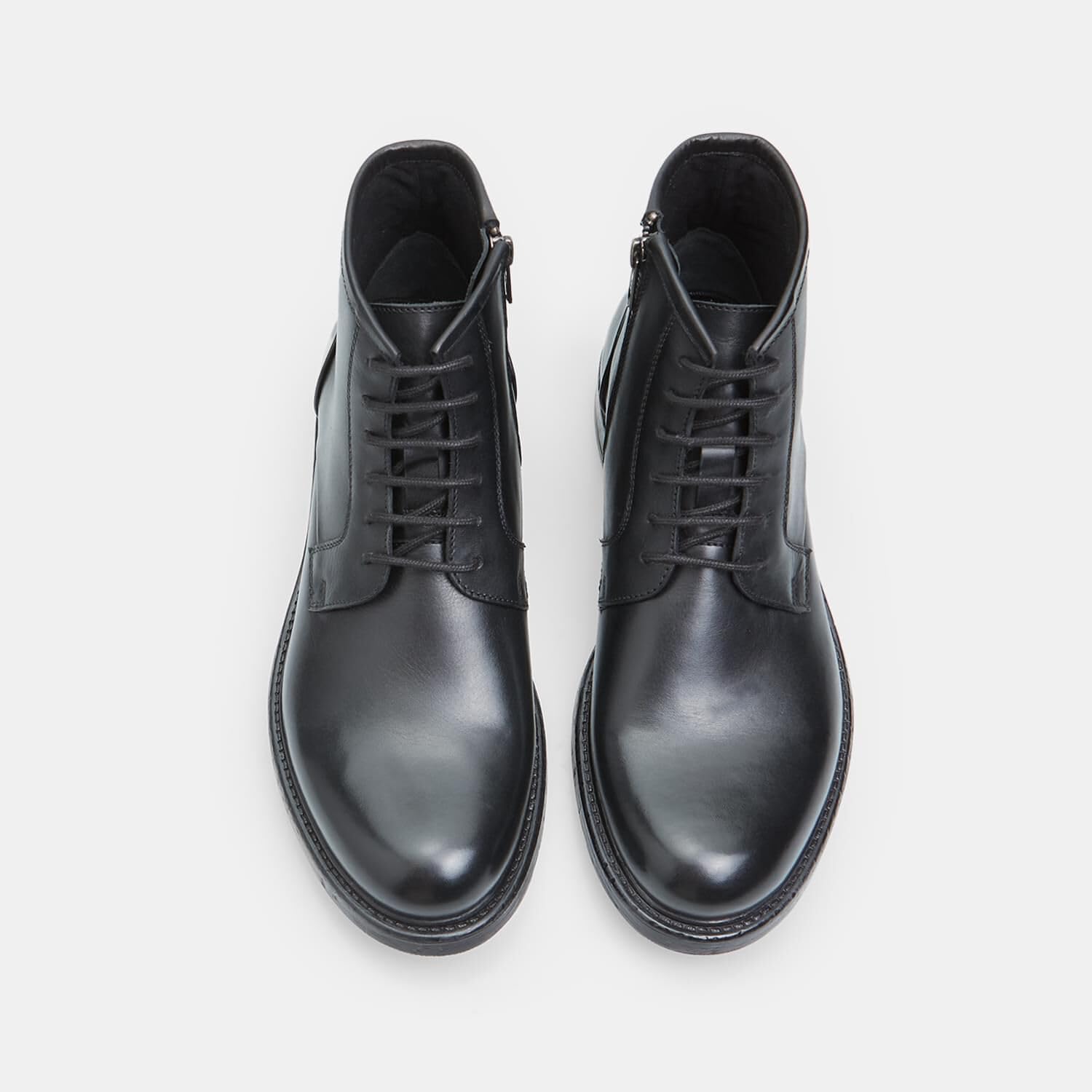 Bata Boots lacées homme cuir marron classique
