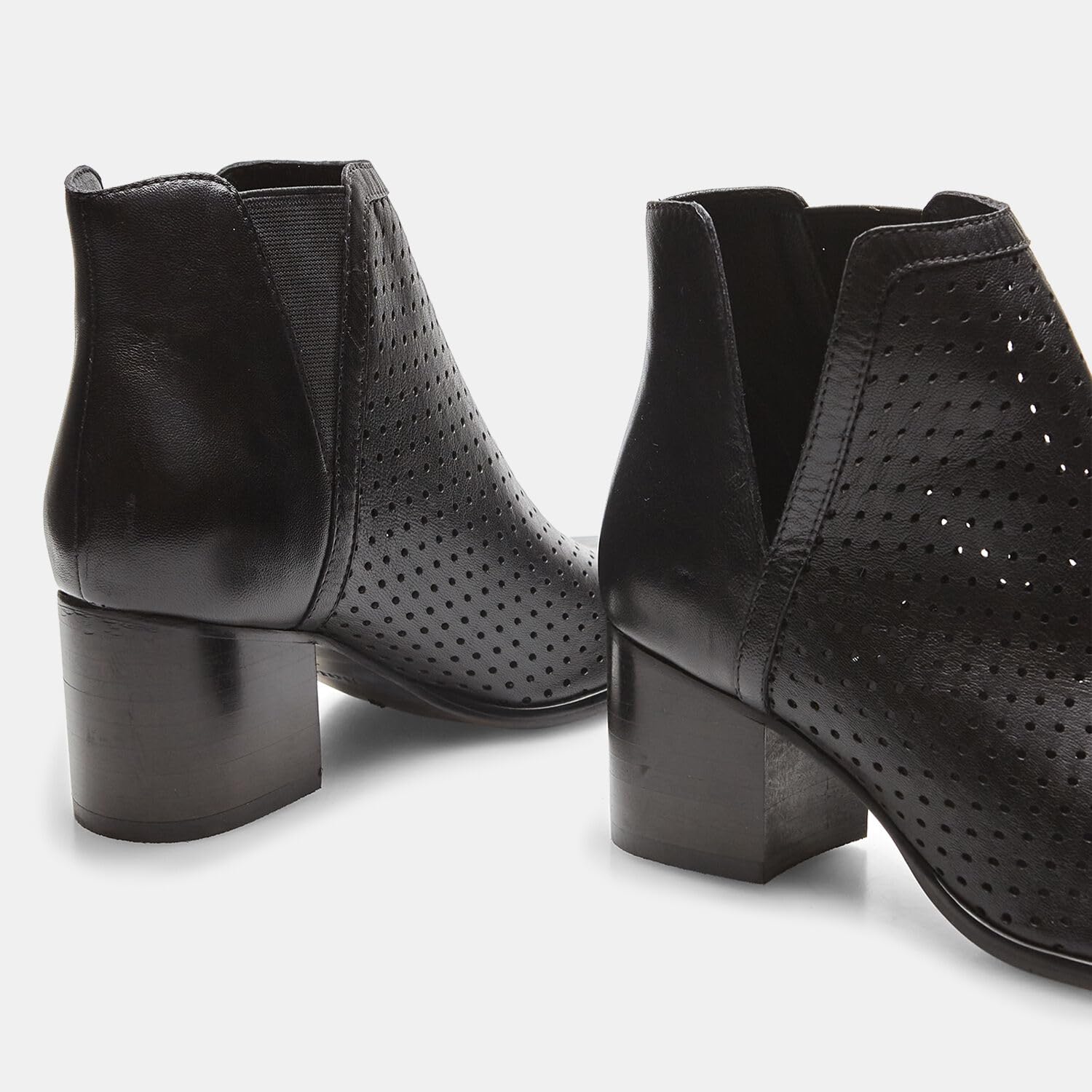 Bata Bottines cuir ajouré talons femme noir 36