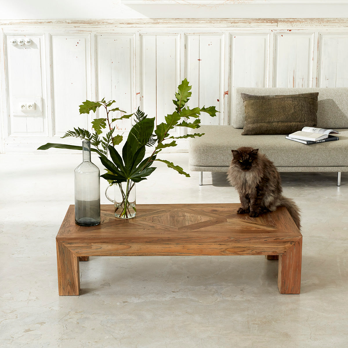 Berah Getah Cargo table basse teck recyclé 120 cm