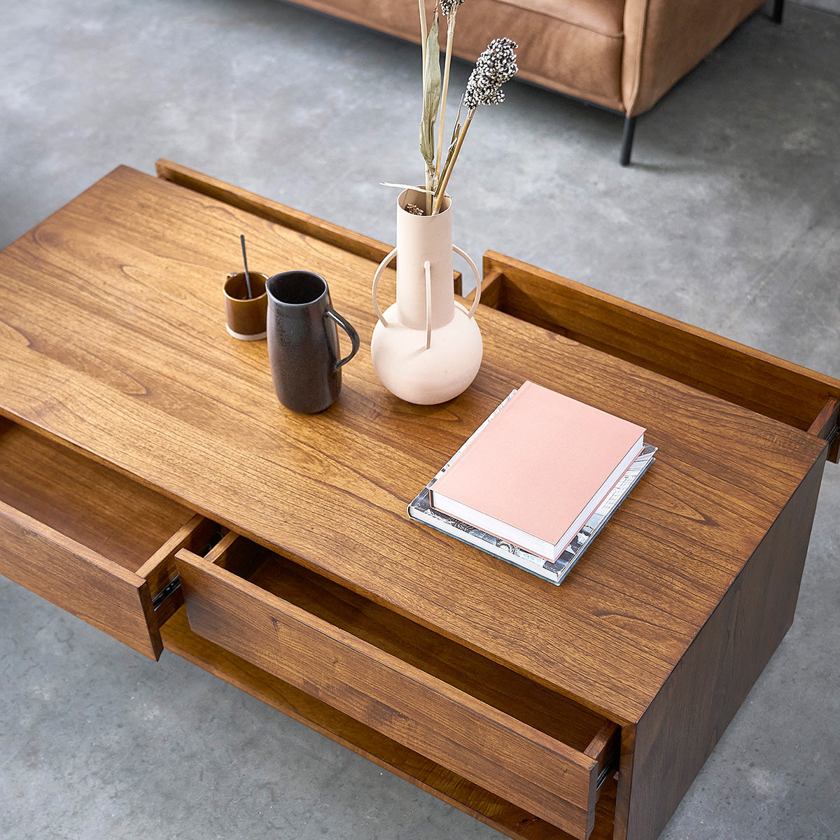 Berah Getah Milo table basse bois 140 cm noyer 4 tiroirs