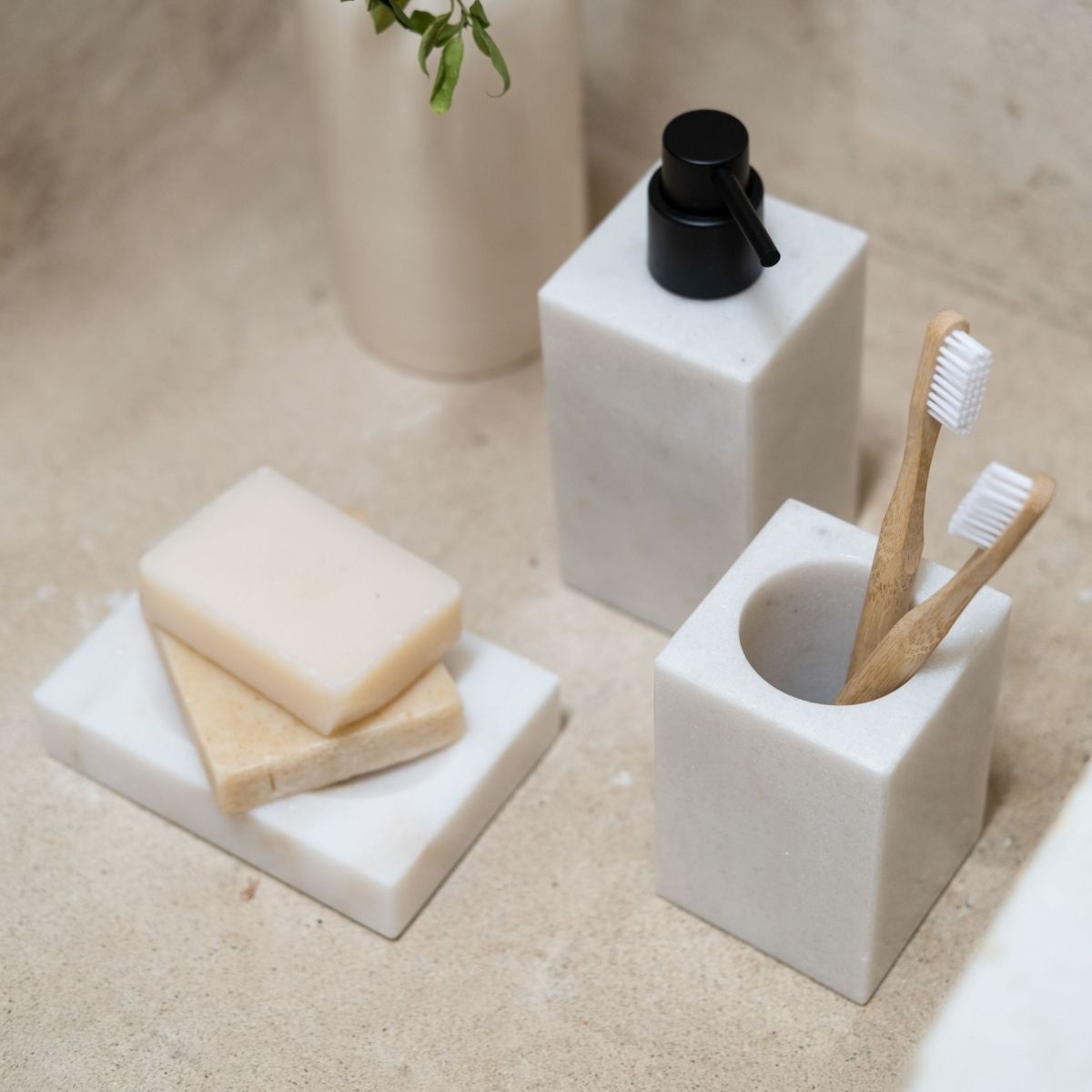 Andrea House Baño porte-brosses marbre blanc salle de bain