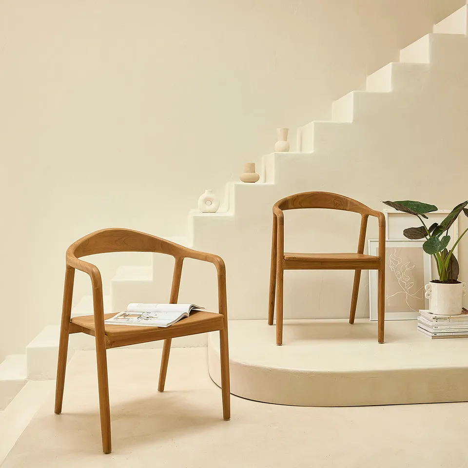 Berah Getah AMBRE lot 2 chaises teck massif