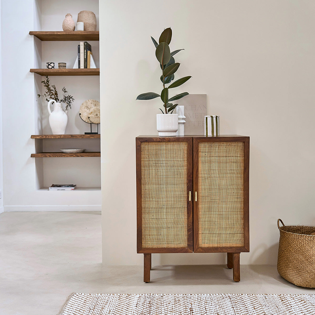 Berah Getah Raphael buffet manguier cannage noyer 68 cm