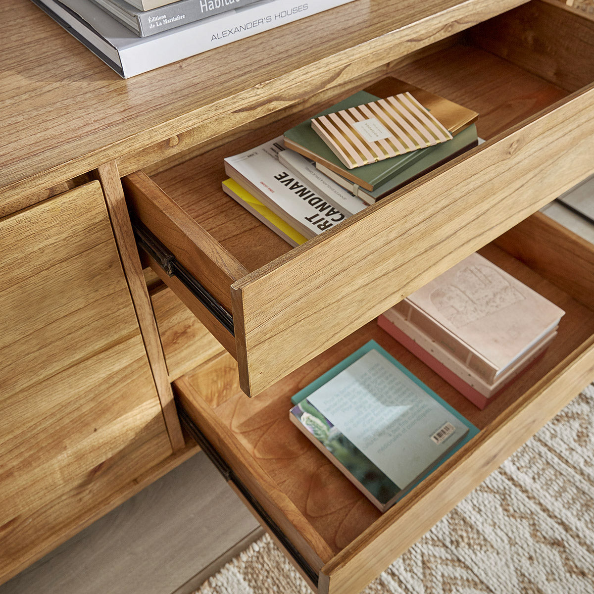 Berah Getah Tilo commode bois 180 cm naturelle