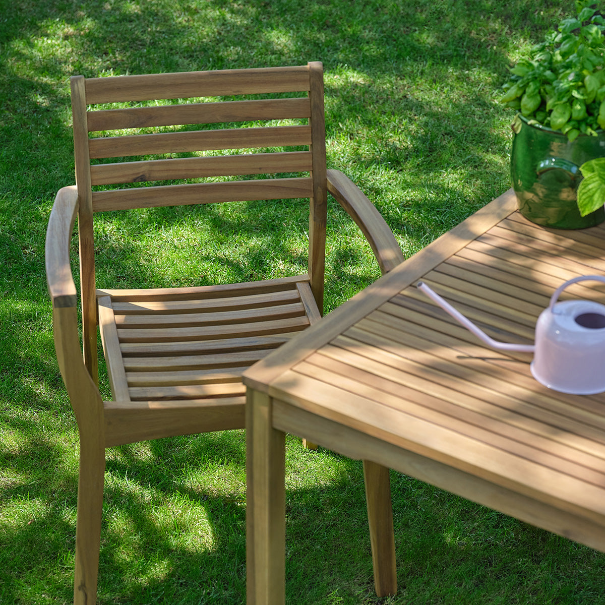 Berah Getah MILOS Fauteuil jardin acacia lot de 4 huilé