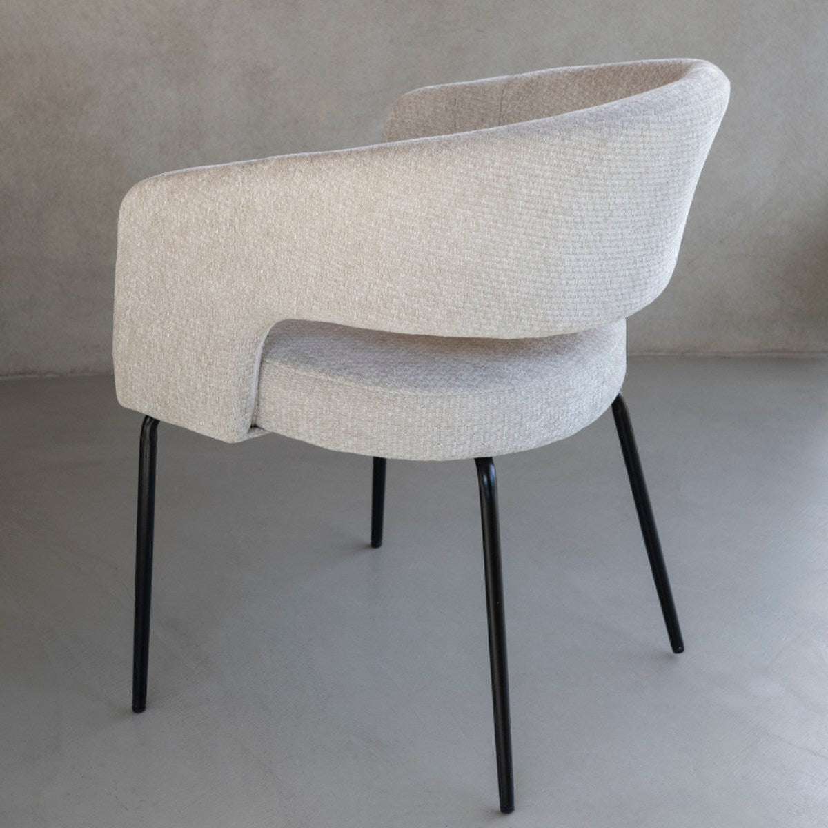Andrea House Mila chaise moderne tapissée beige