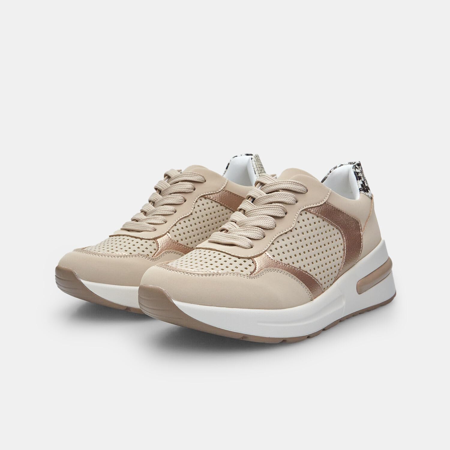 Bata Sneakers Over femme semelle épaisse confort