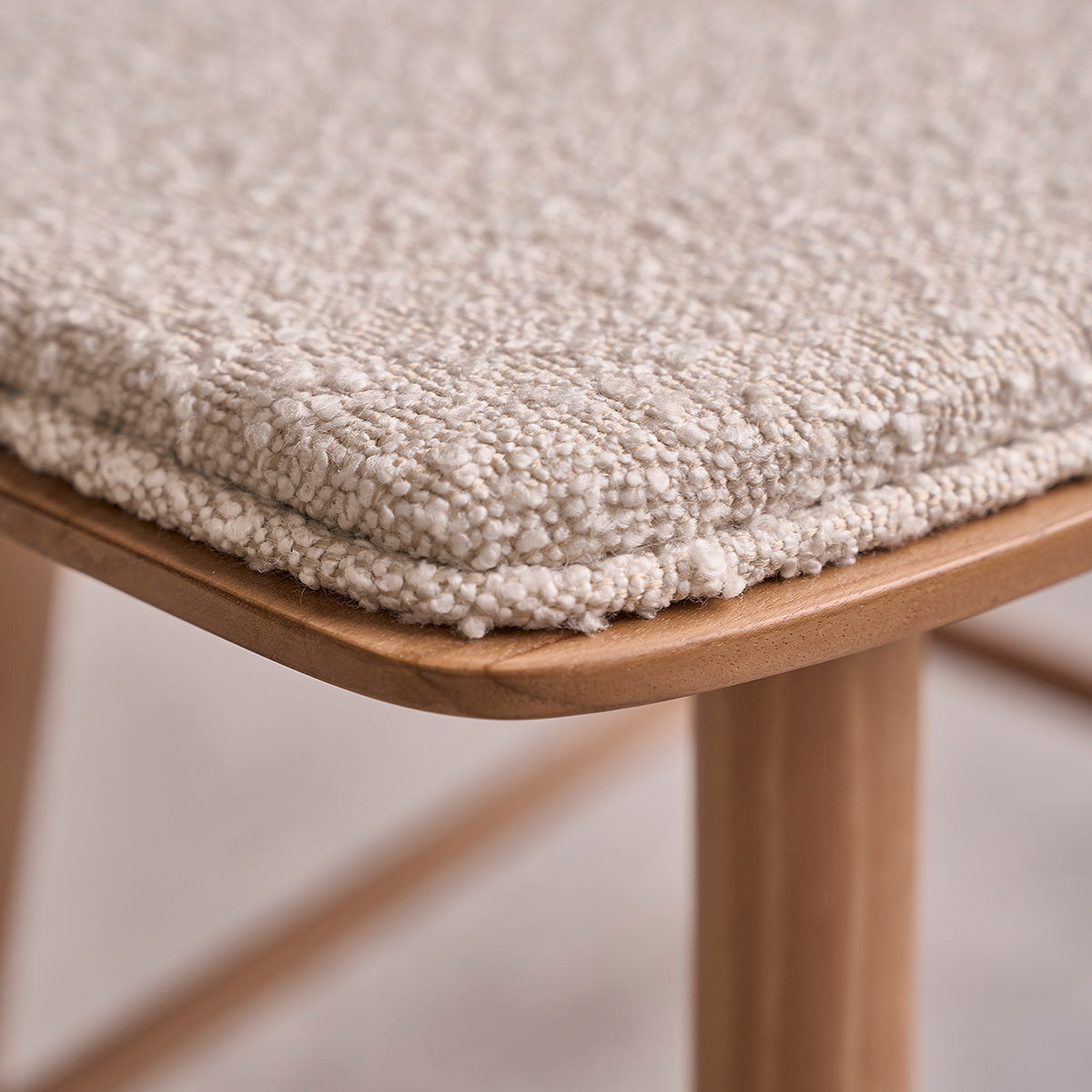 Berah Getah Ambre tabouret teck bouclette 45 cm lot de 2