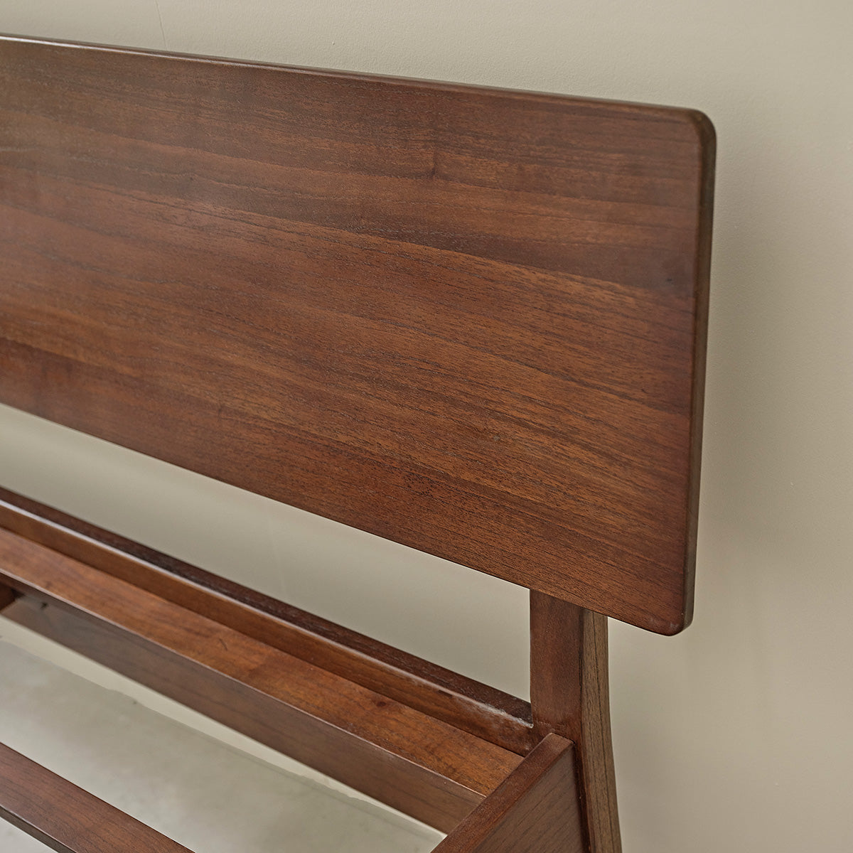 Berah Getah VINTAGE lit double mindi 160 avec sommier