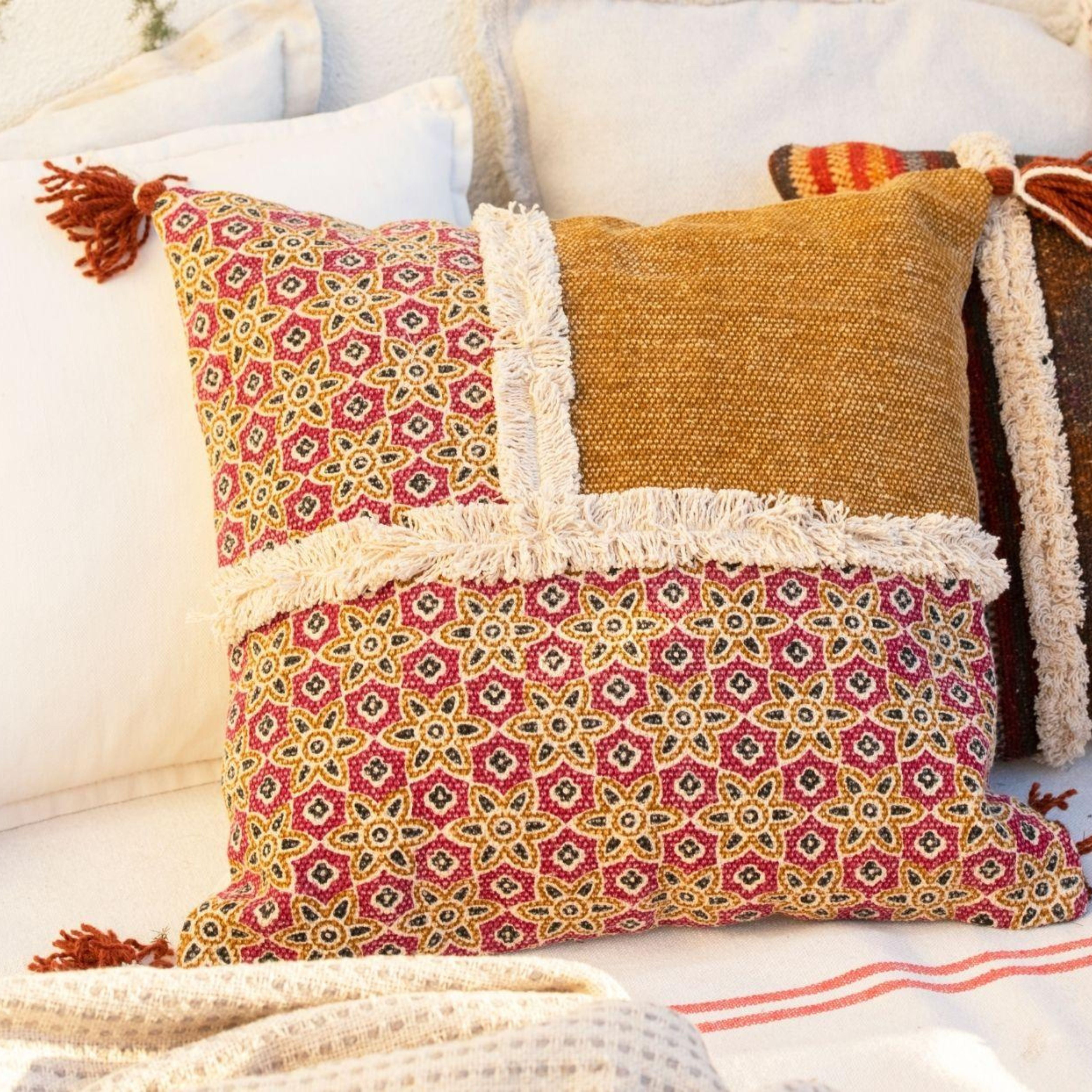 Andrea House Textil coussin coton rose à fleurs