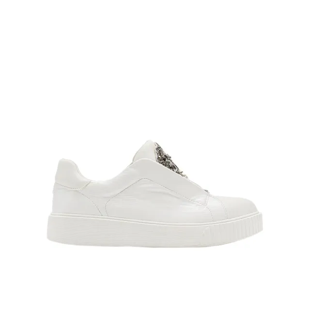 Bata Sneakers effet cuir décor bijou baskets femme