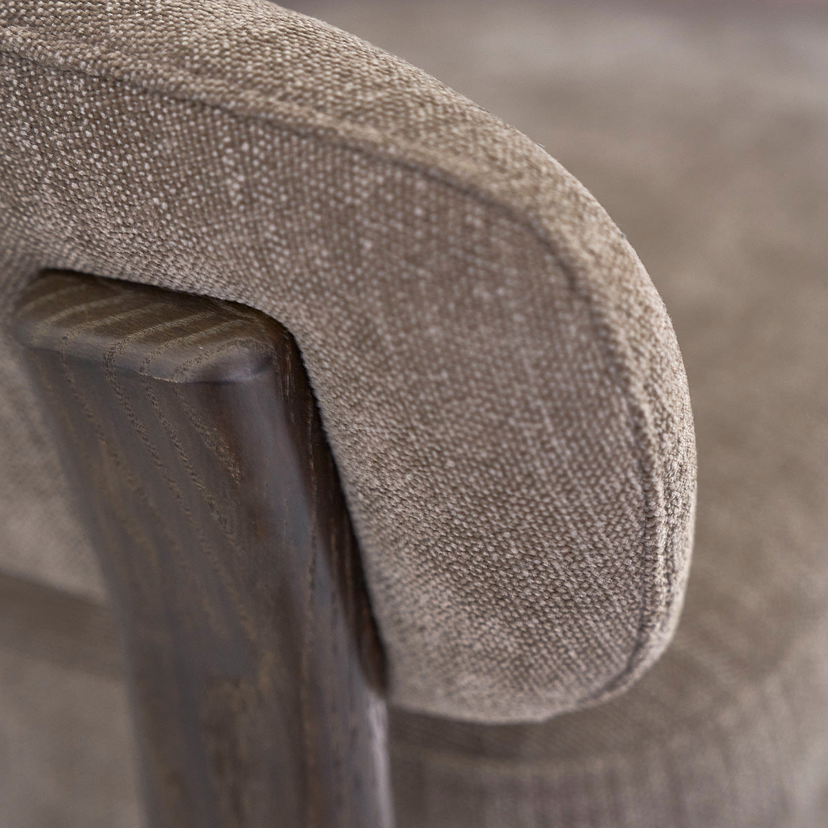 Berah Getah Salon Henri Fauteuil chêne chenille taupe