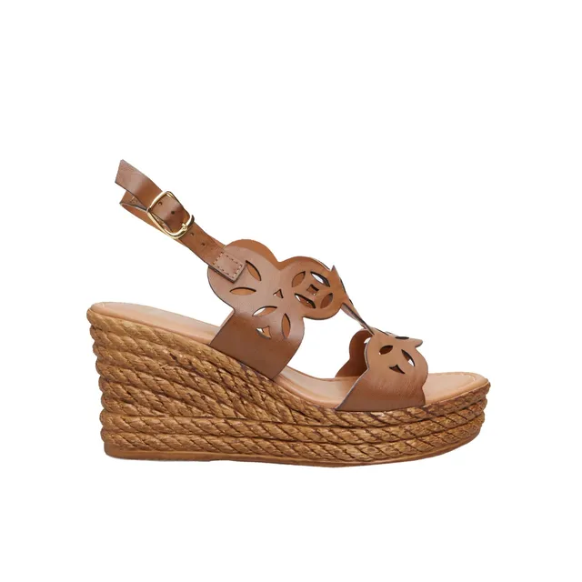 Bata Sandales femme compensées 8 cm été