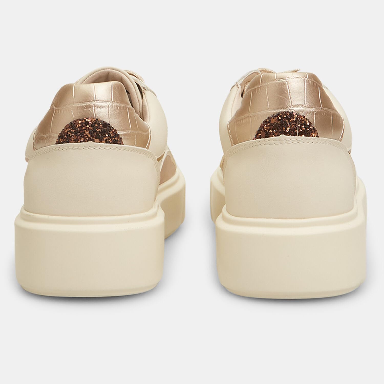 Bata Sneakers femme plateforme 4 cm doré