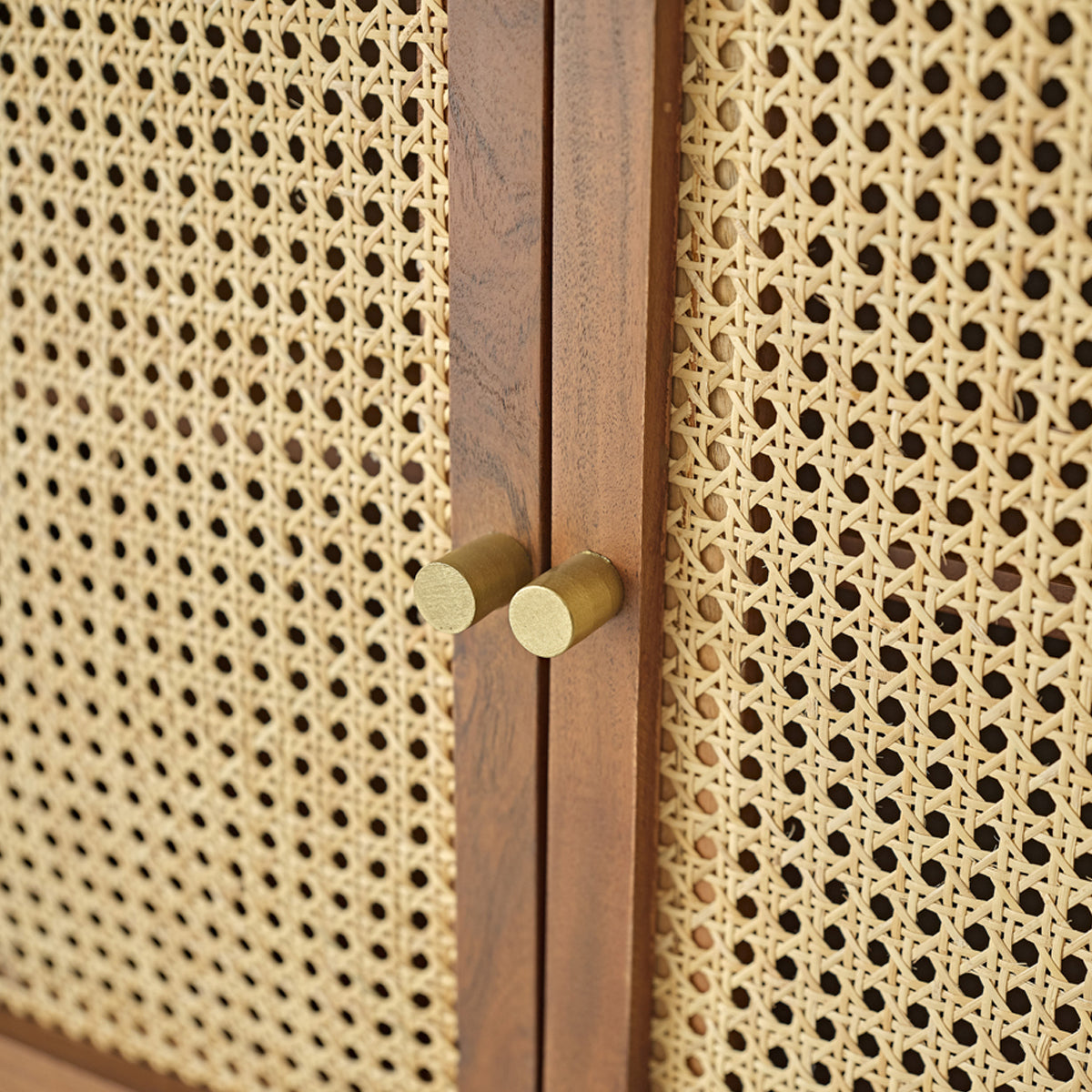 Berah Getah Léontine buffet acacia noyer cannage 120 cm