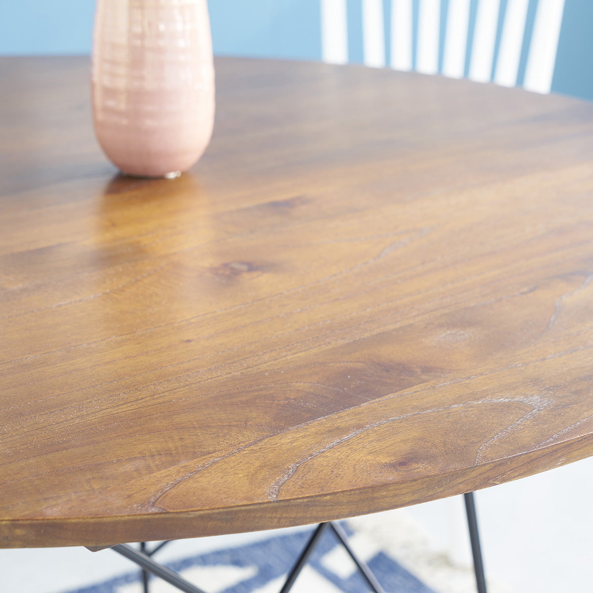 Berah Getah Milo table à manger ronde noyer 4 personnes