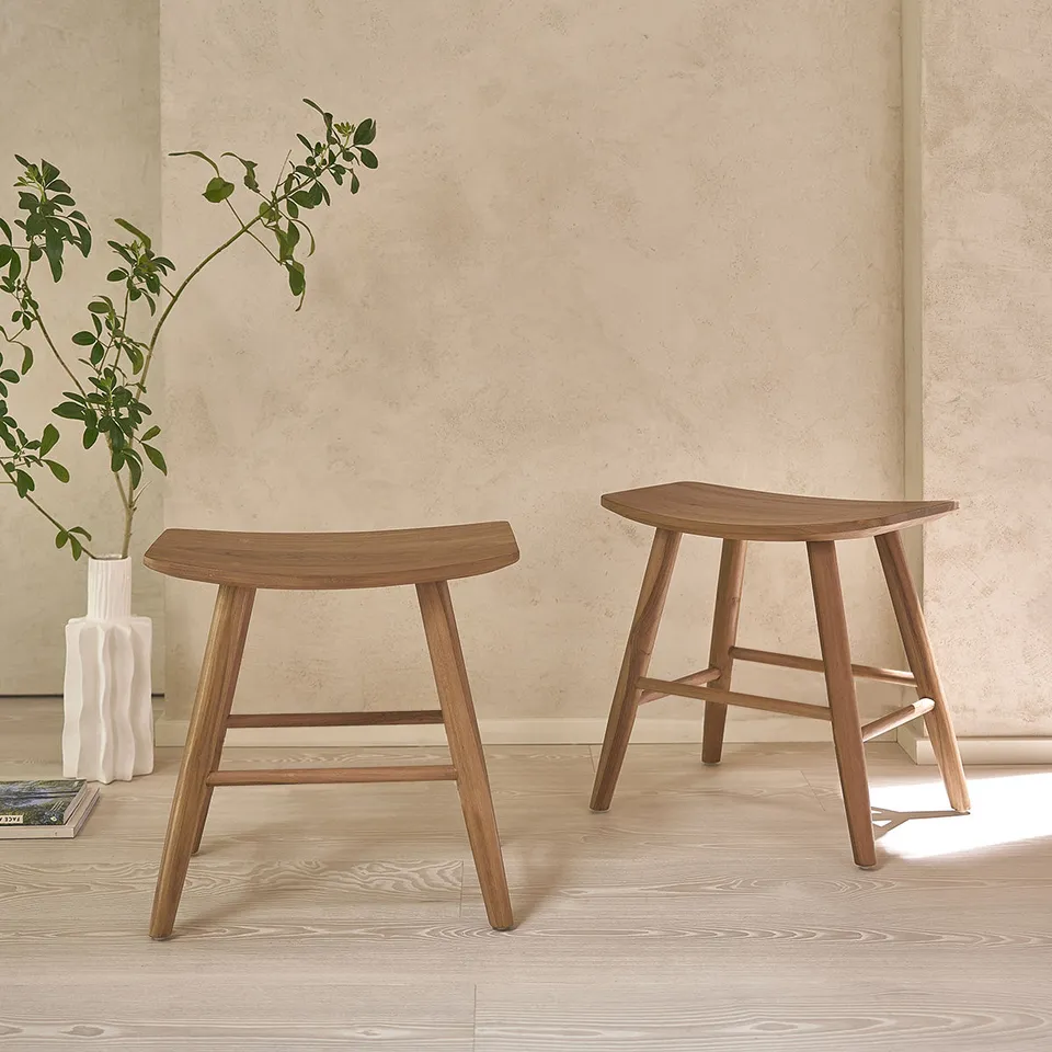 Berah Getah Ambre lot 2 tabourets teck massif 45 cm