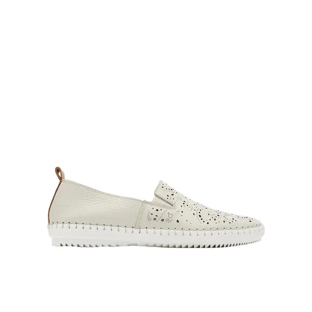 Bata Mocassins Cuir ajouré mocassins femme cuir