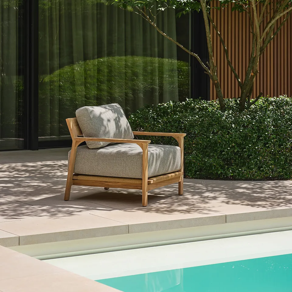 Berah Getah Piana fauteuil jardin teck coussins gris chiné