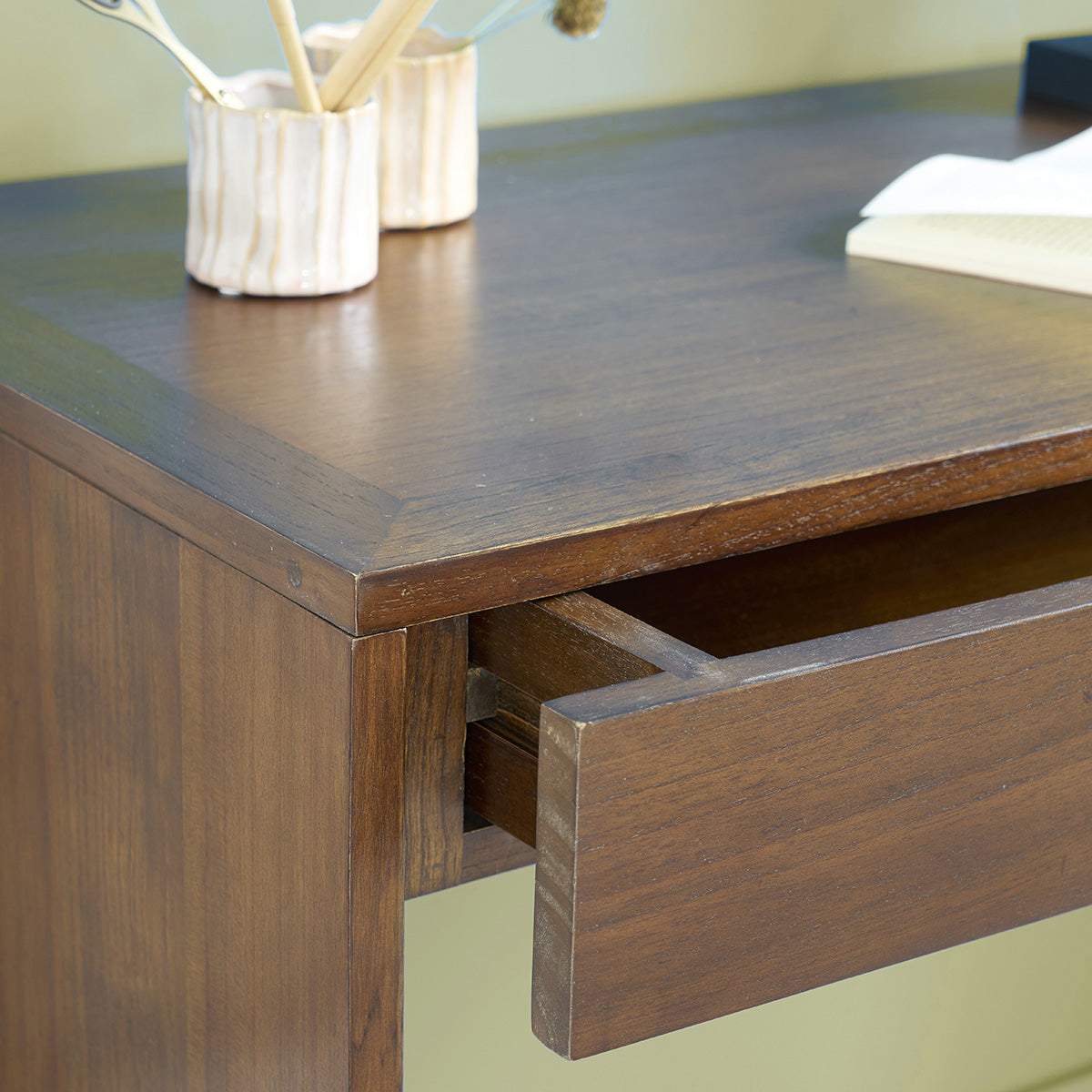 Berah Getah Milo console mindi noyer 120 cm