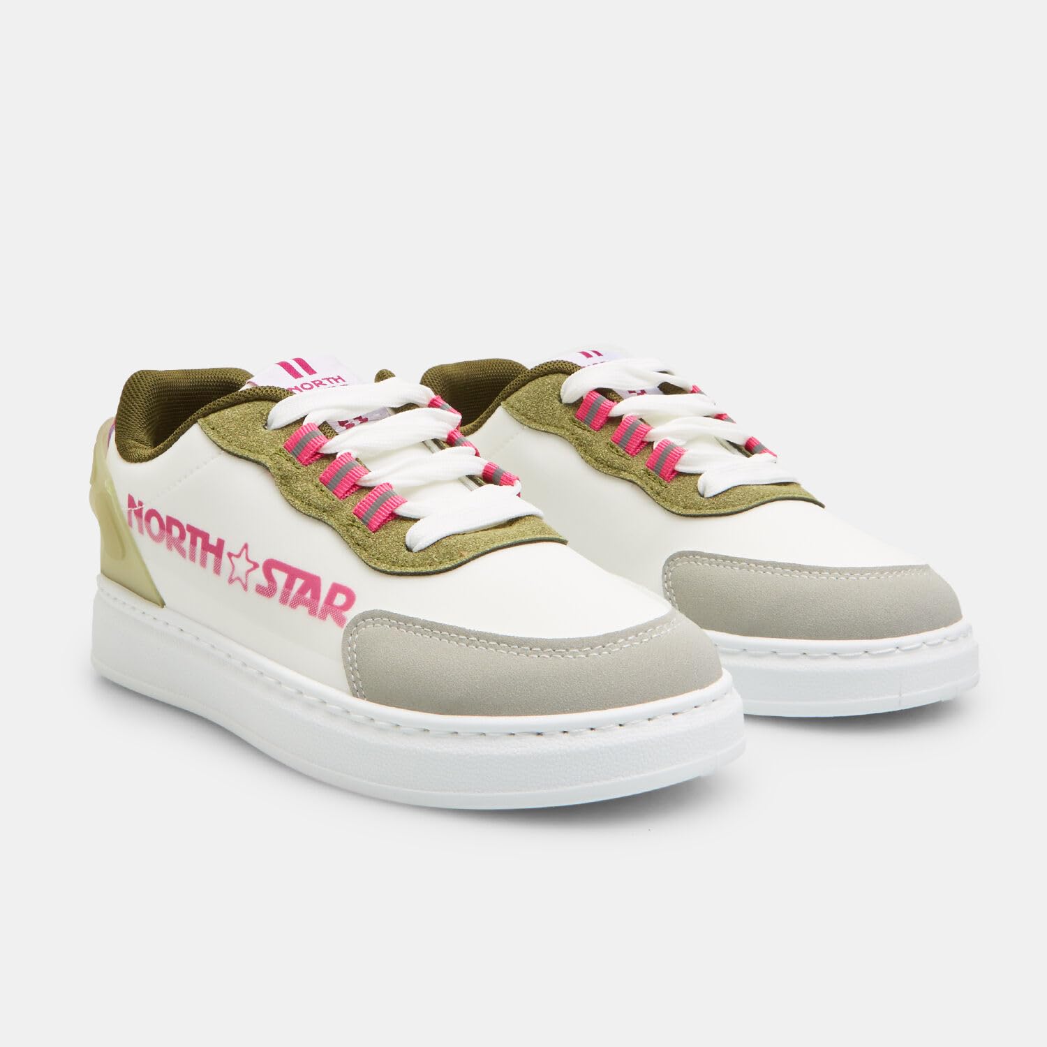 Bata North Star sneakers femme confortables plat