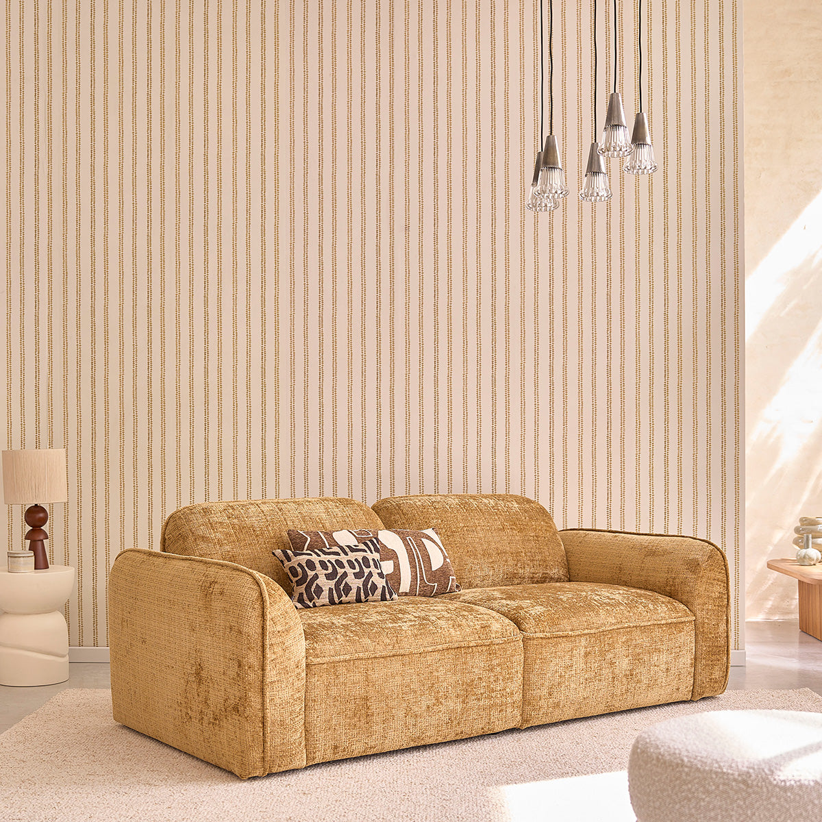 Berah Getah Hector canapé 3 places velours ocre texturé