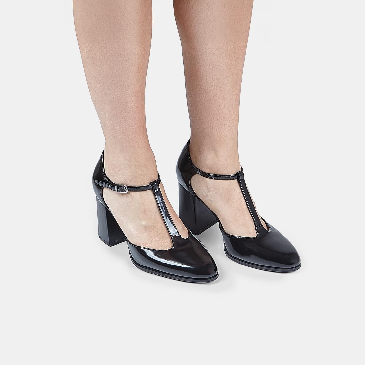 Bata Chaussures à talons escarpin femme T-bar 36 EU pointu