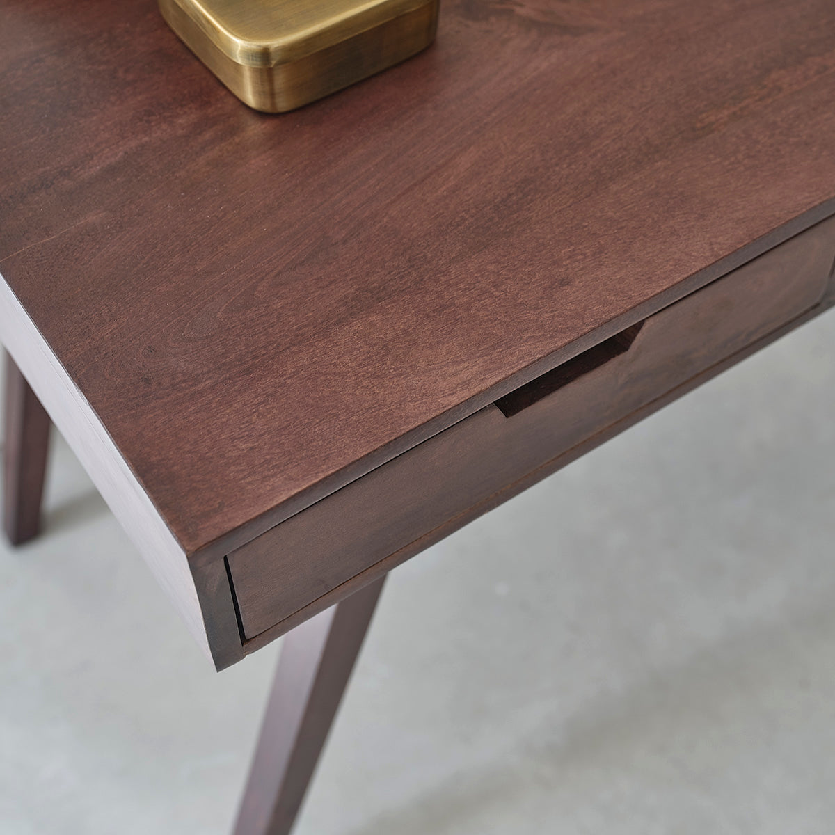 Berah Getah Brune bureau manguier massif 120 cm noyer