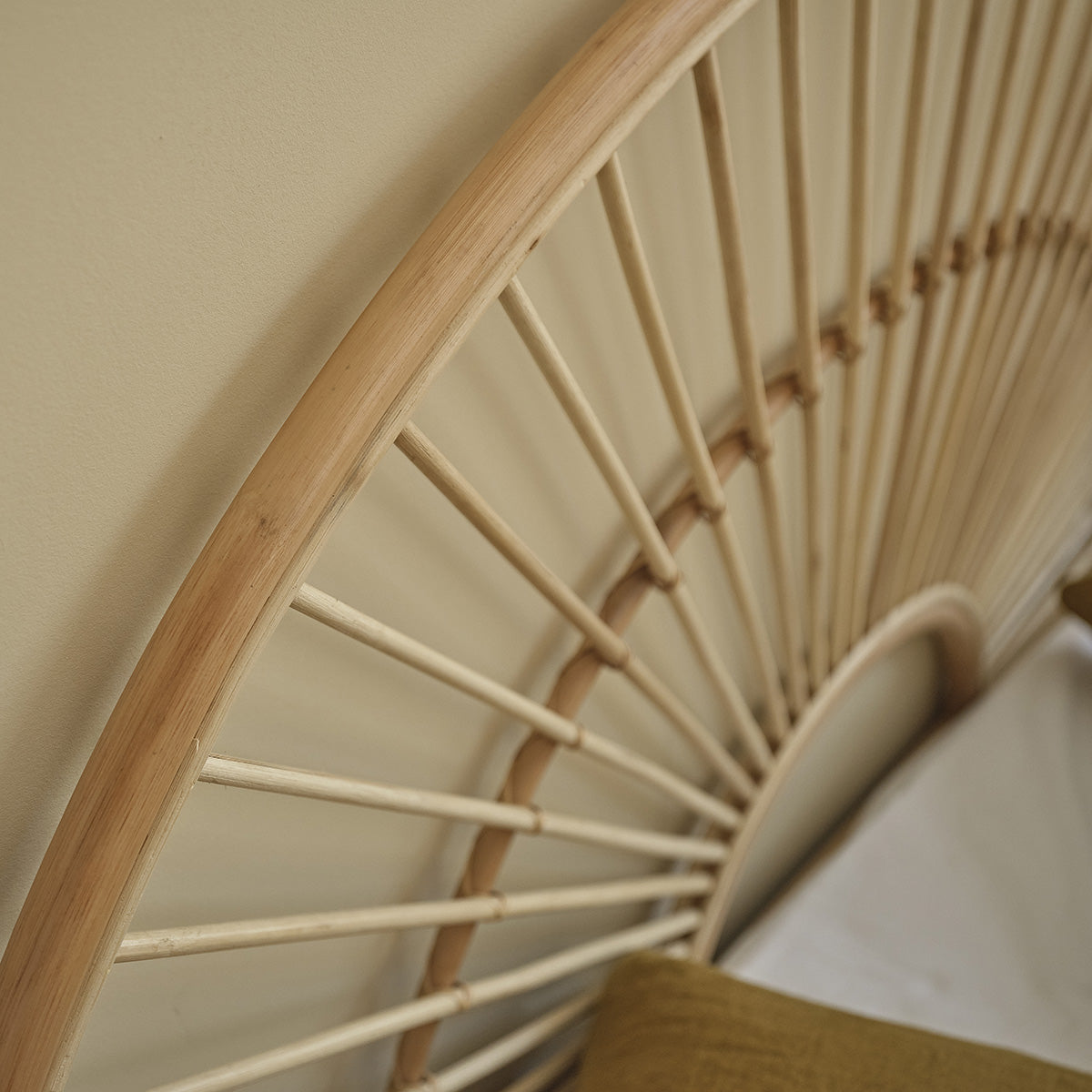 Berah Getah Chambre tête de lit rotin 160 cm arrondie