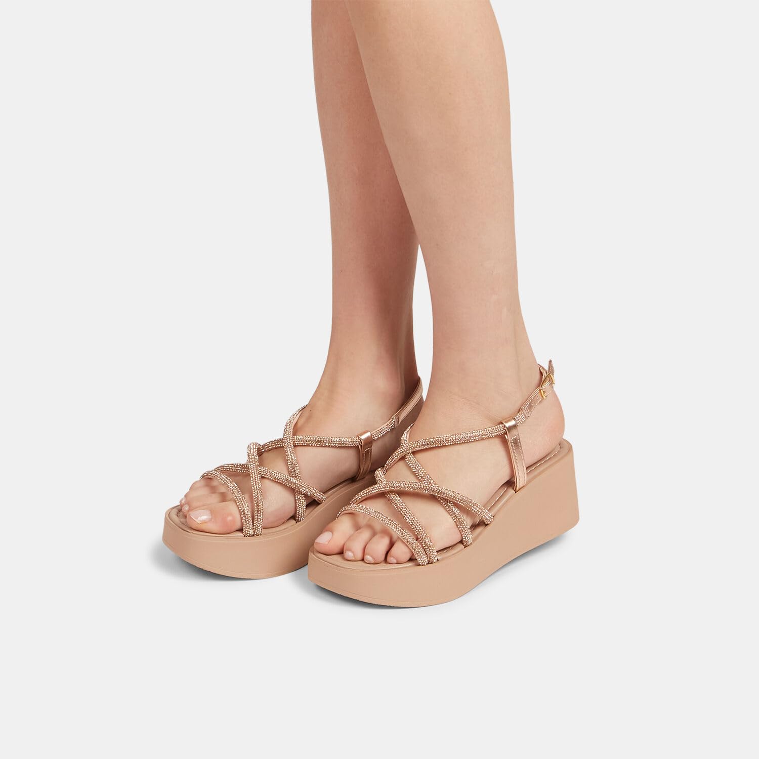 Bata Sandales femme compensée 6 cm chic