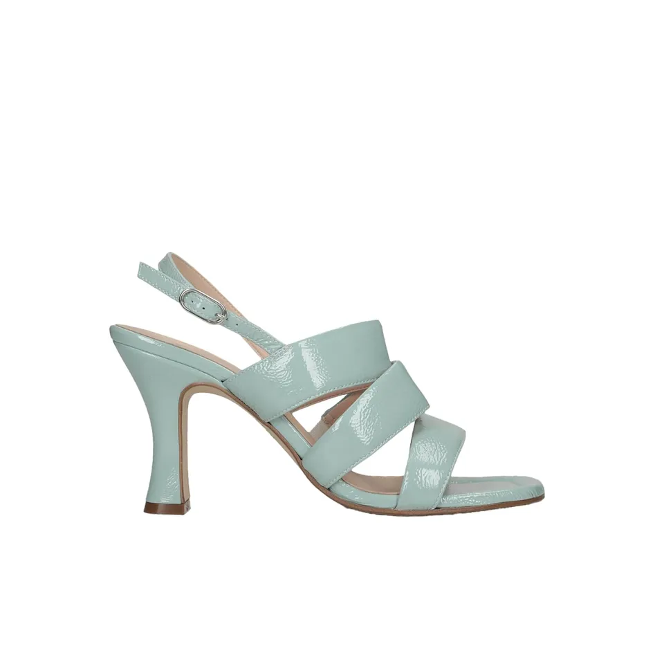 Bata Sandales femme cuir talon 9 cm élégantes