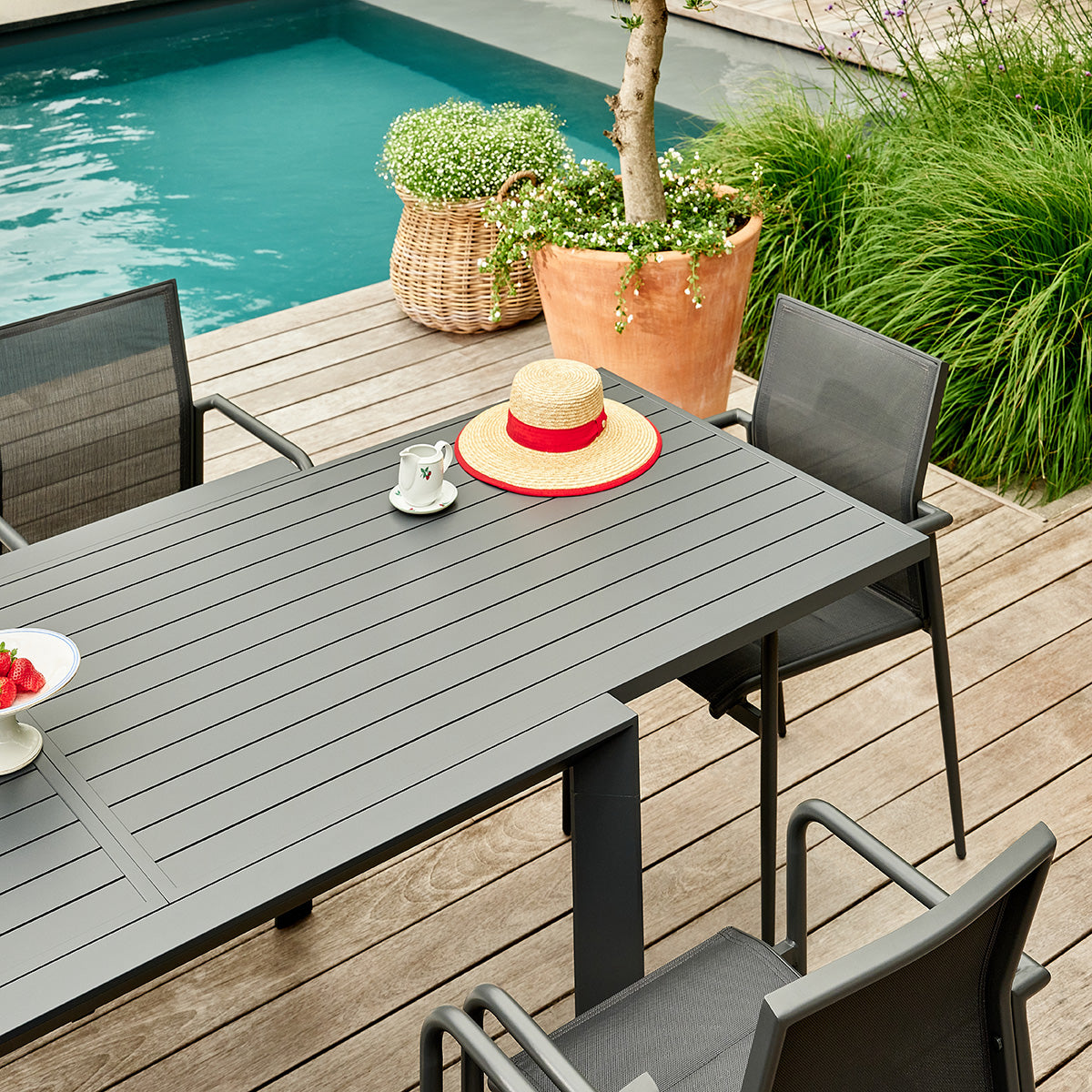 Berah Getah LAGON salon de jardin alu gris 6/10 pers.