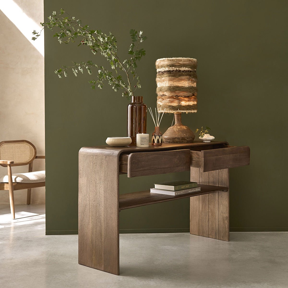 Berah Getah Sofia console manguier massif 120 cm noyer