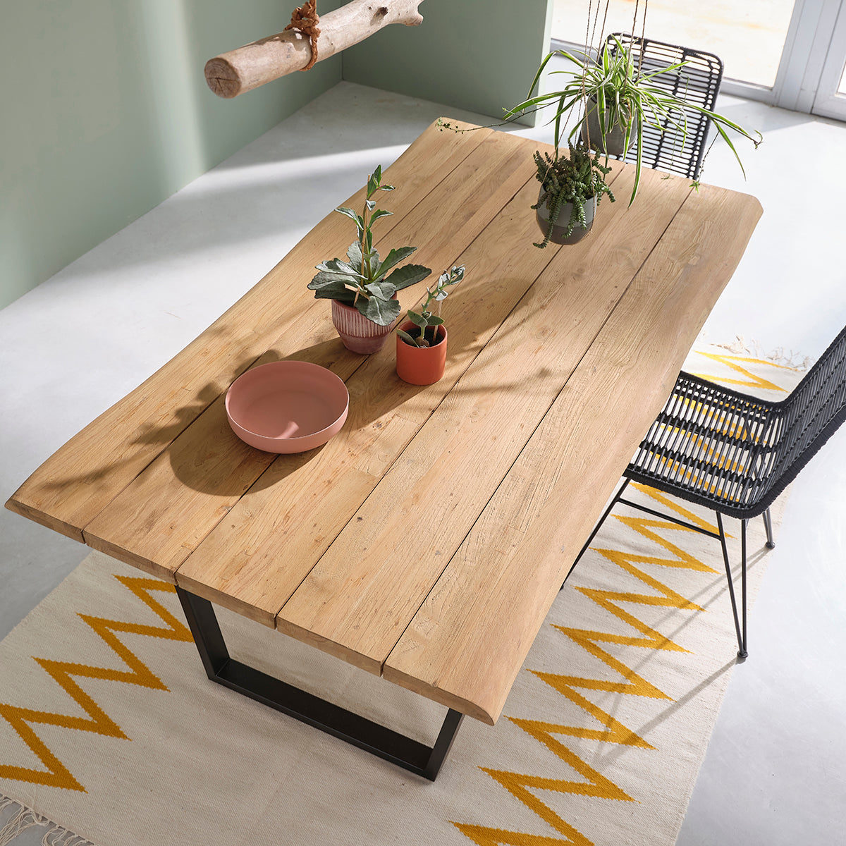 Berah Getah June table teck recyclé 8 pers métal