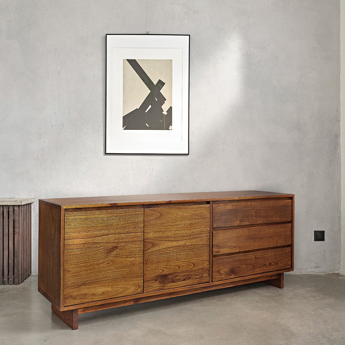 Berah Getah Milo commode mindi noyer 180 cm 3 tiroirs