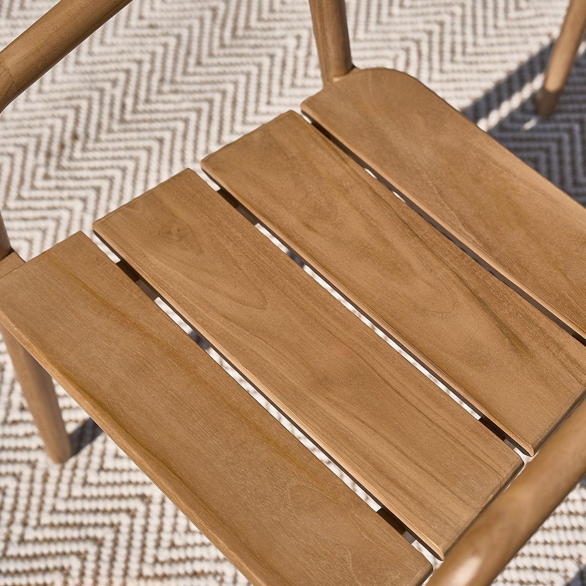 Berah Getah Ambre fauteuil de jardin teck coussin grège
