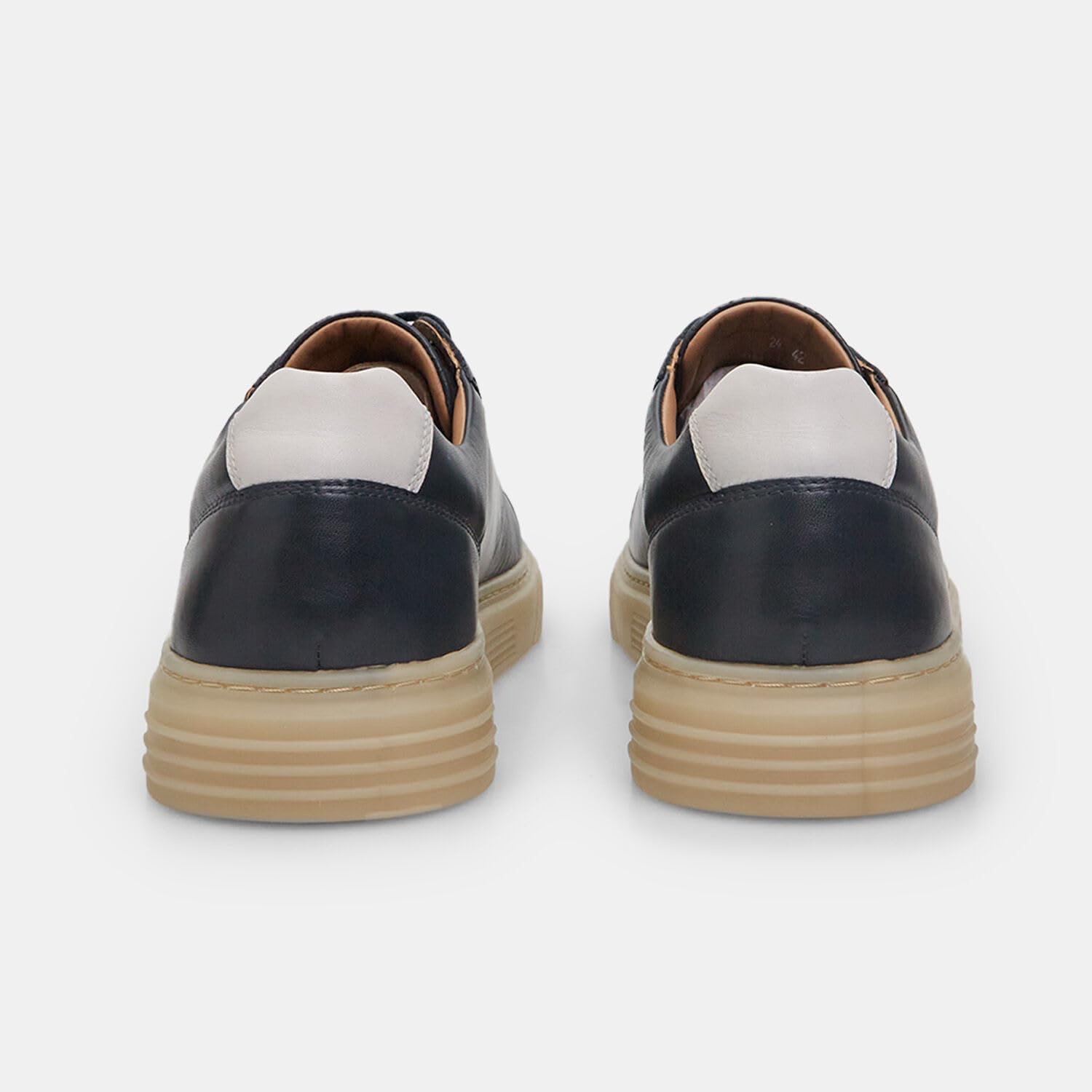 Bata Sneakers baskets cuir homme ville