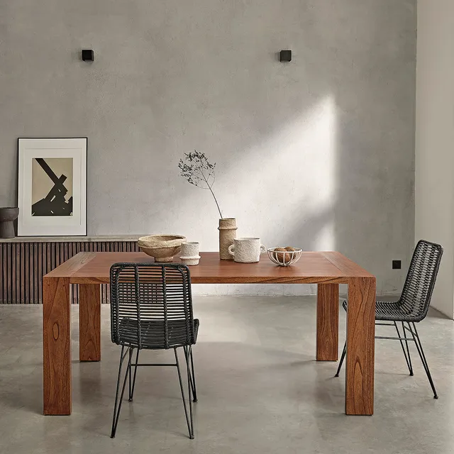 Berah Getah Milo table mindi noyer 180 cm 8 pers.