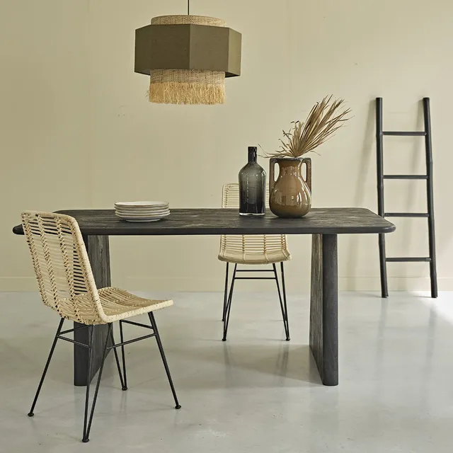 Berah Getah Lucky table en manguier noir 6/8 pers.