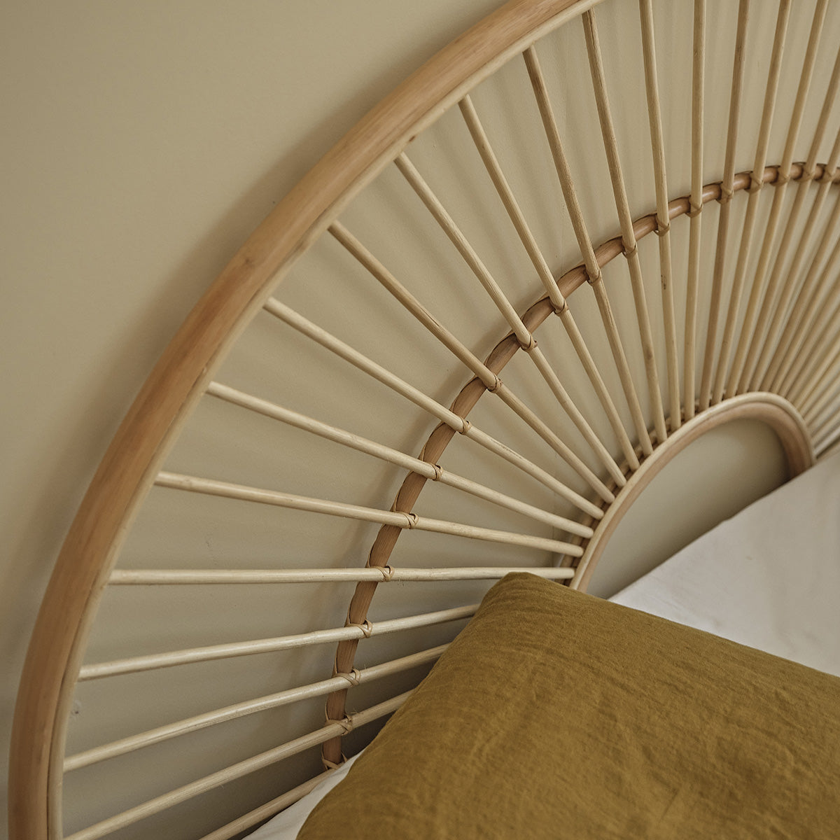 Berah Getah Chambre tête de lit rotin 160 cm arrondie