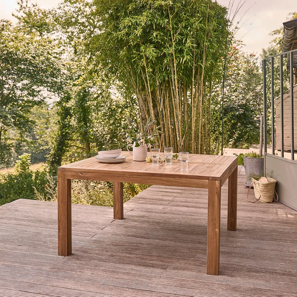 Berah Getah Malte table jardin teck 8 pers.