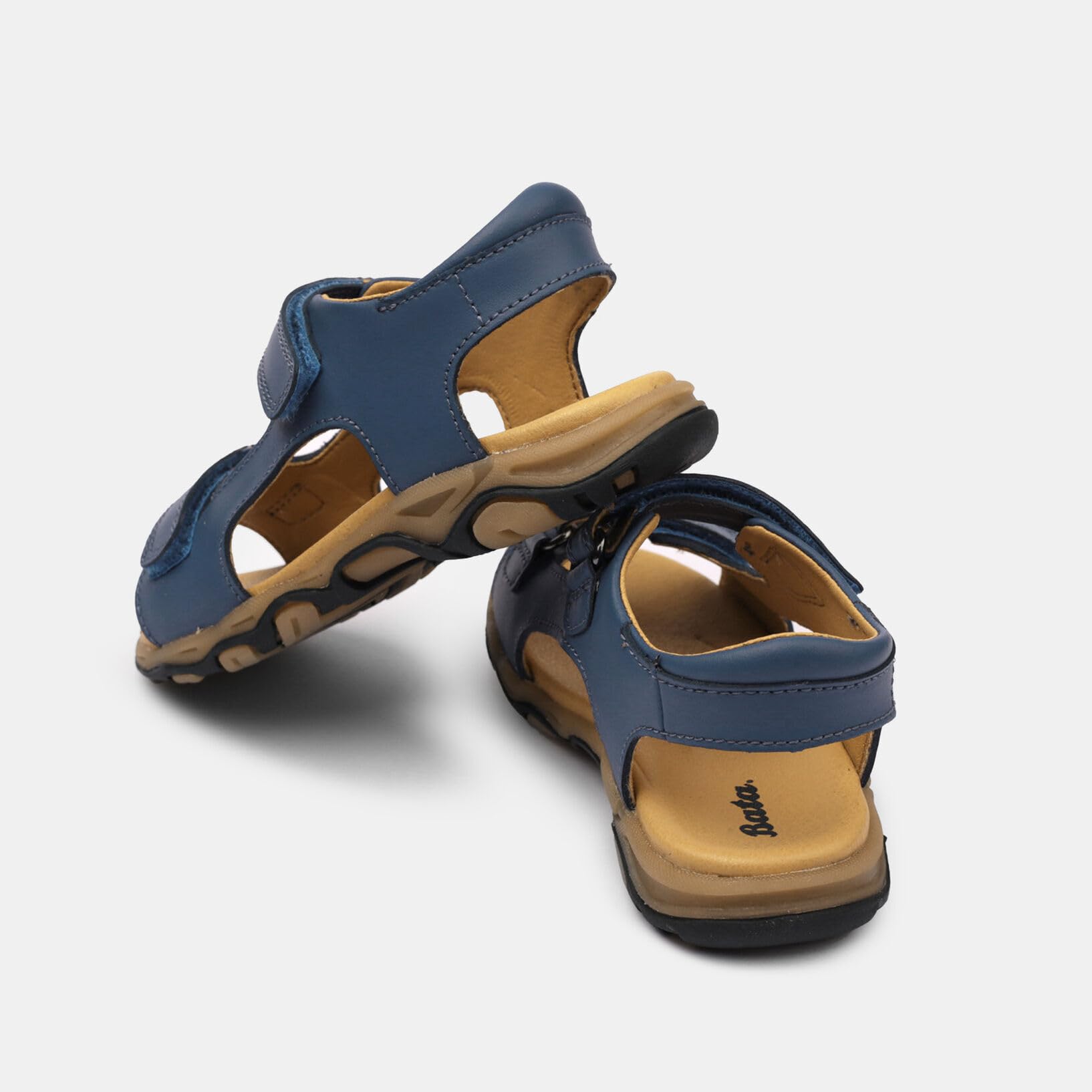 Bata Sandales garçon daim légères confort