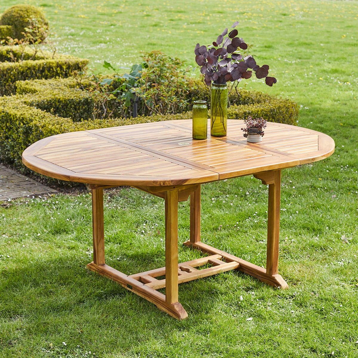 Berah Getah Bali table jardin teck huilé ovale 6/8 pers