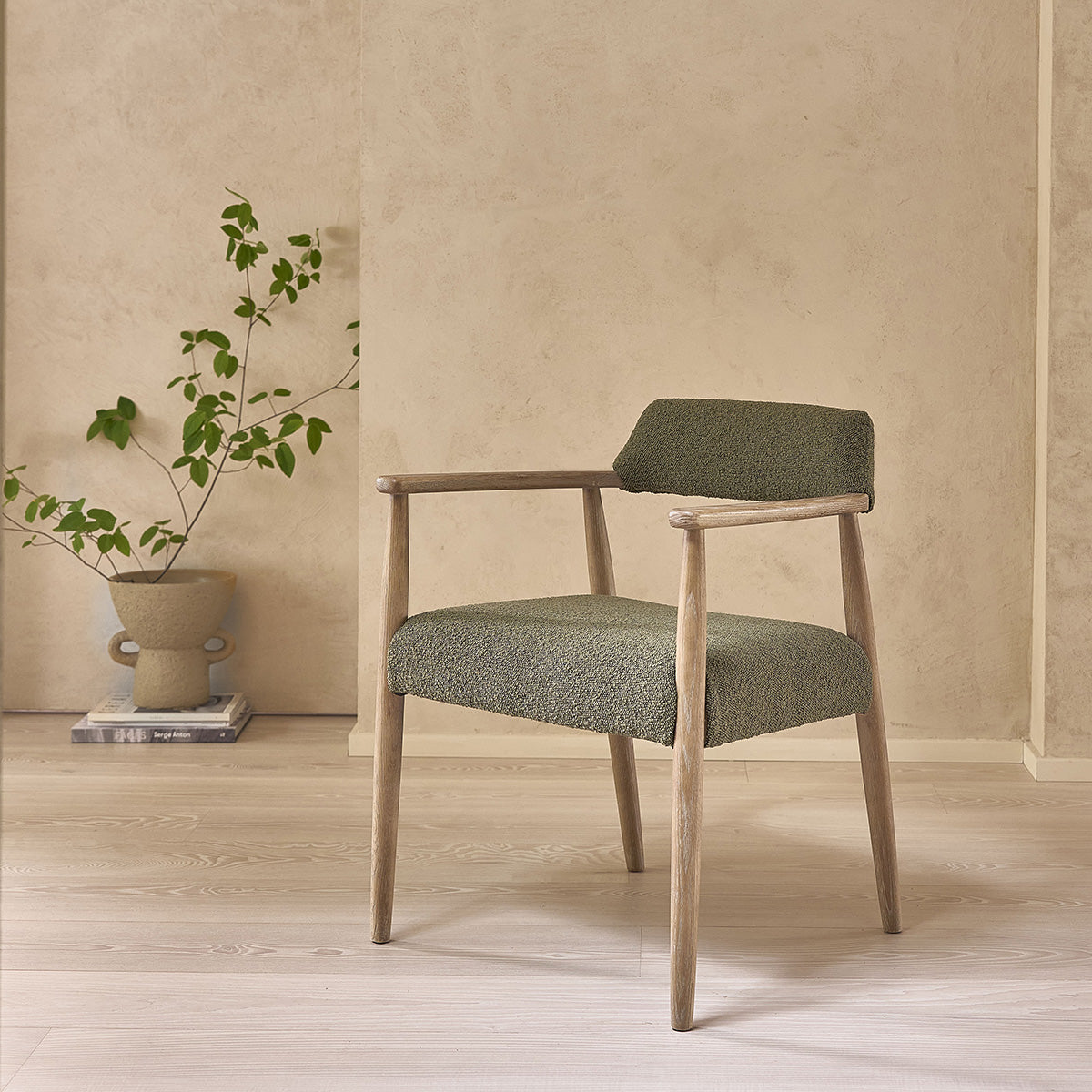 Berah Getah Luisa lot 2 chaises chêne bouclette kaki