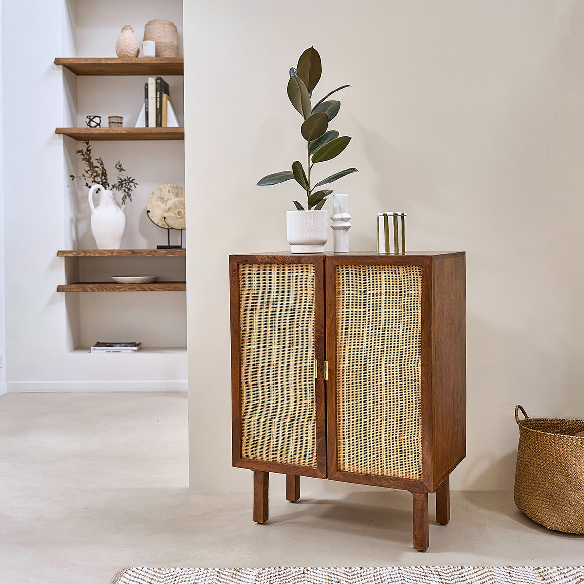 Berah Getah Raphael buffet manguier cannage noyer 68 cm