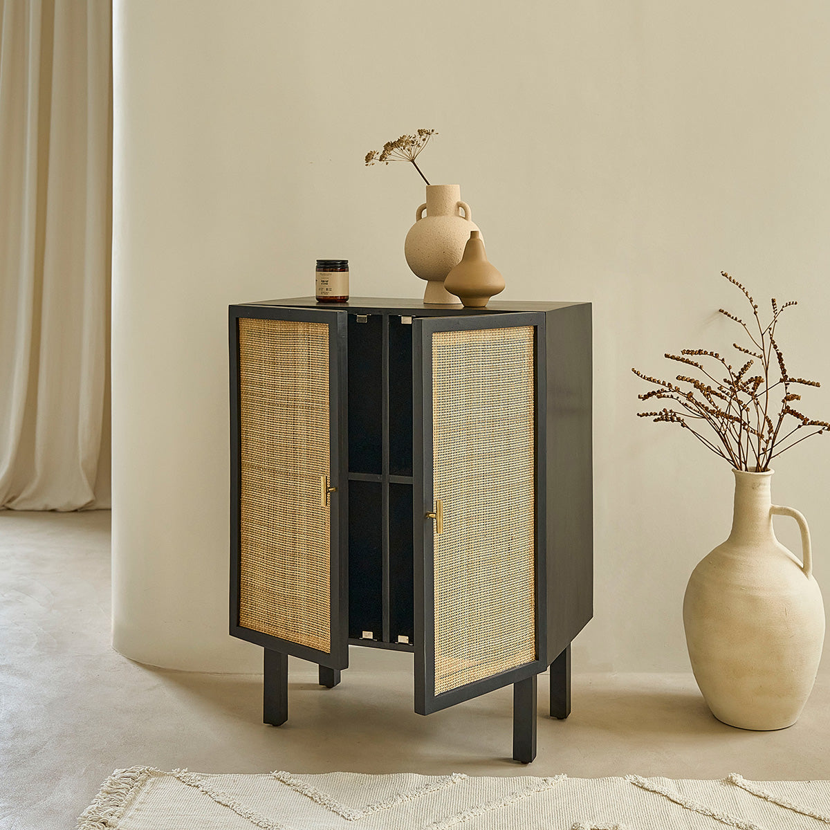 Berah Getah Blaise buffet manguier noir cannage 68 cm